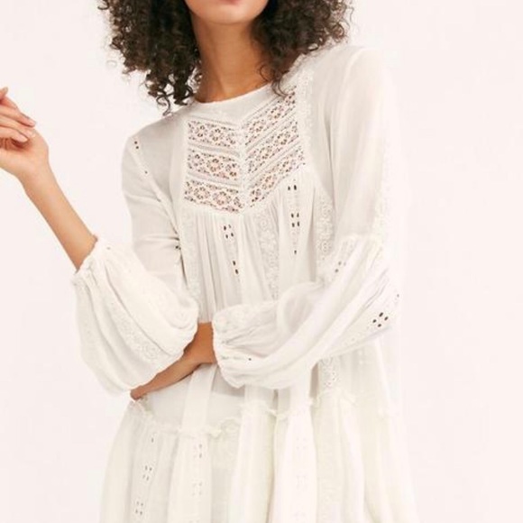 SOLD✨FREE PEOPLE White Kiss Kiss Tunic - Picture 5 of 9
